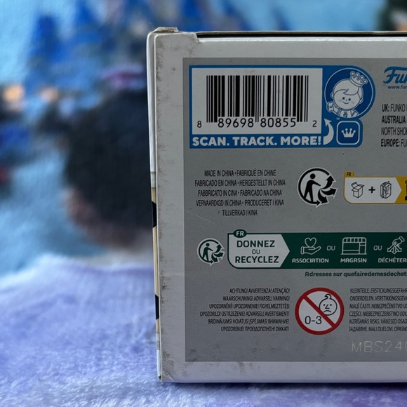 Funko Pop! Movies Poltergeist II Carol Anne Freeling Figure NIB - Picture 9 of 10